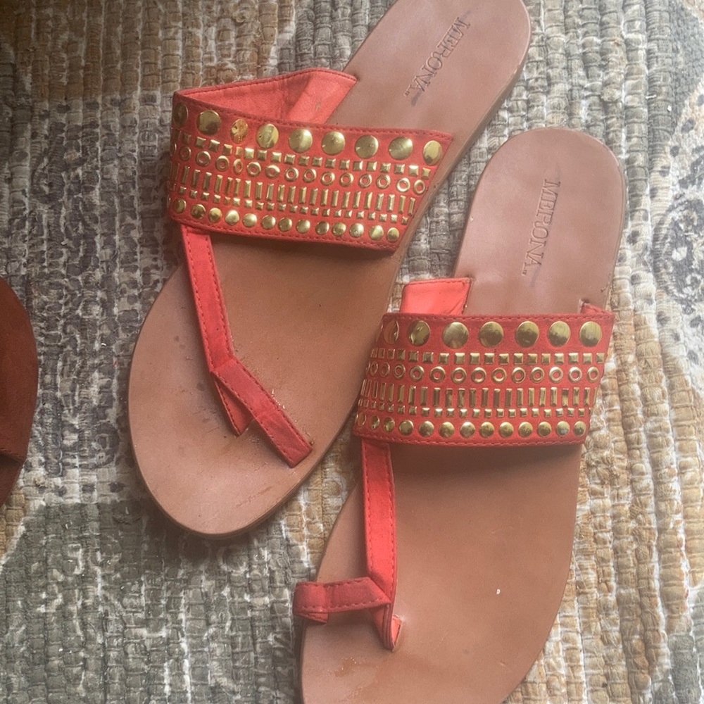 Summer sandals
